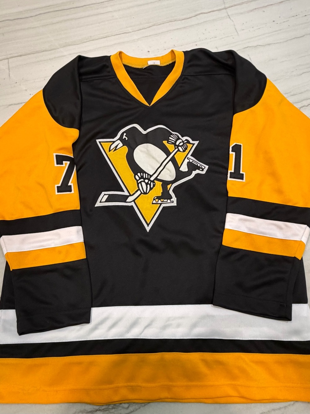 MALKIN SIGNED Black and Gold Men’s Hockey Jersey with Penguin Crest